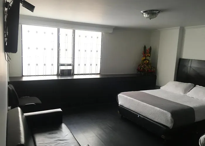 Hotel Ejecutivo Av La Esperanza