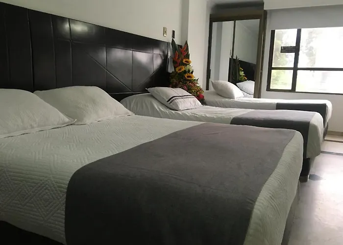 Hotel Ejecutivo Av La Esperanza